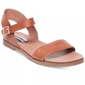 Steve Madden Dina Flat Sandals in Tan